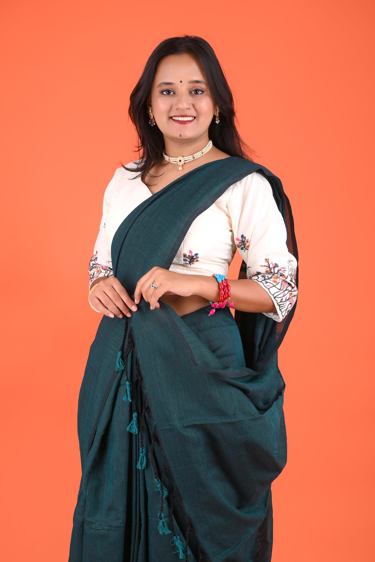 Deep Teal Green Solid Saree with Tassel Pallu – Elegant Everyday Ethnic Wear