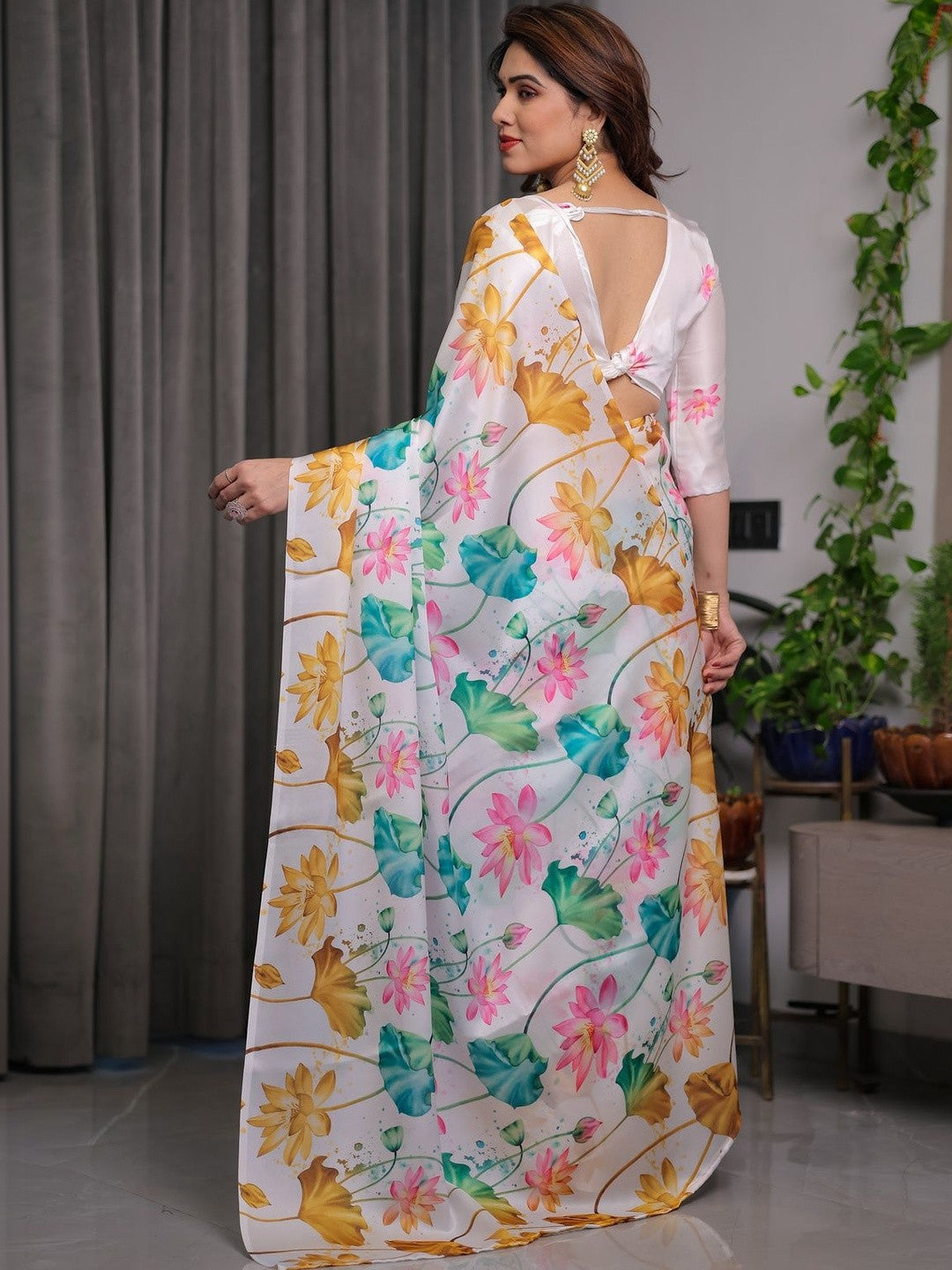 White Heavy Georgette Silk Multicolour Lotus Printed Saree with Unstitched Blouse