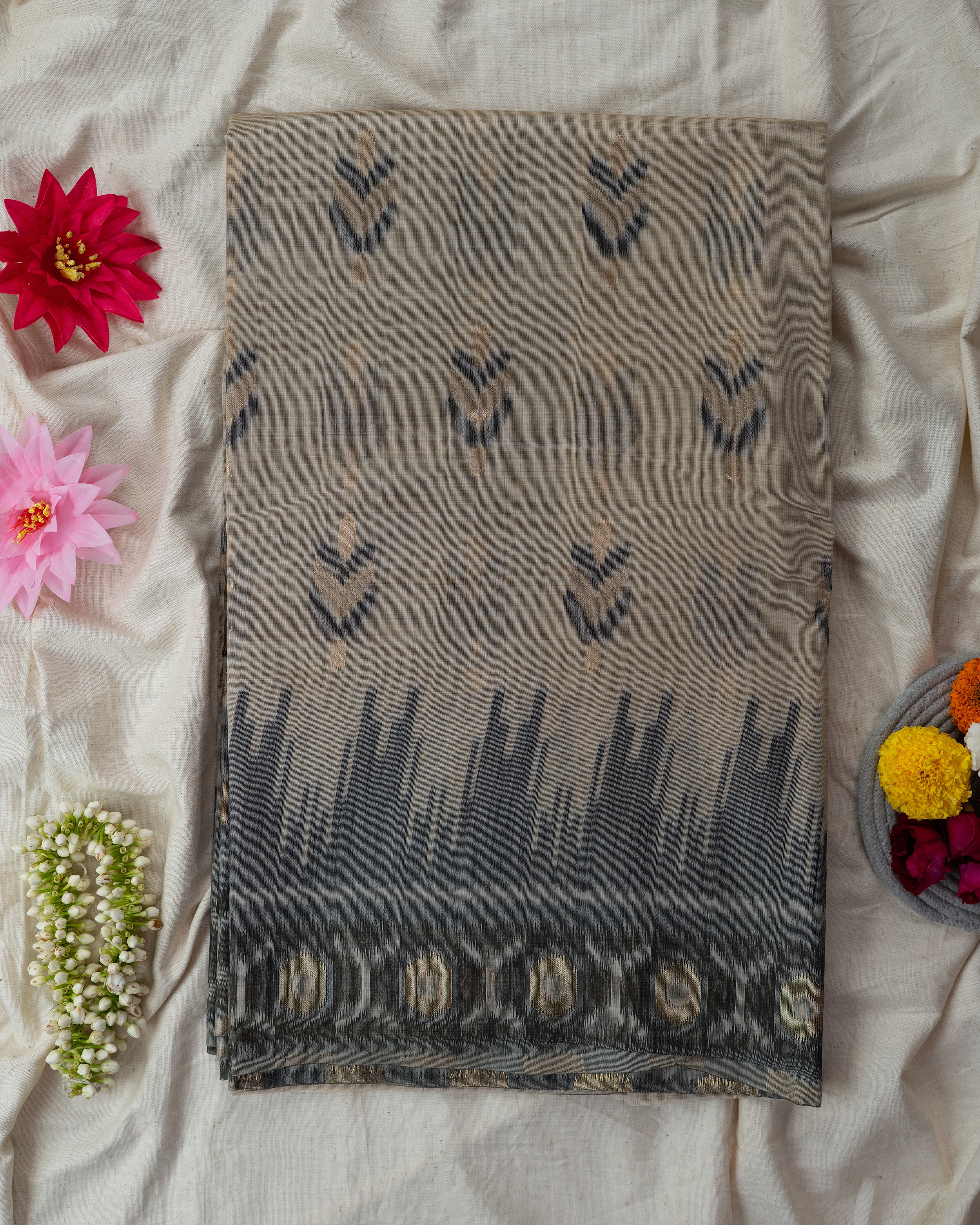 Handloom Style Printed Saree with Traditional Border