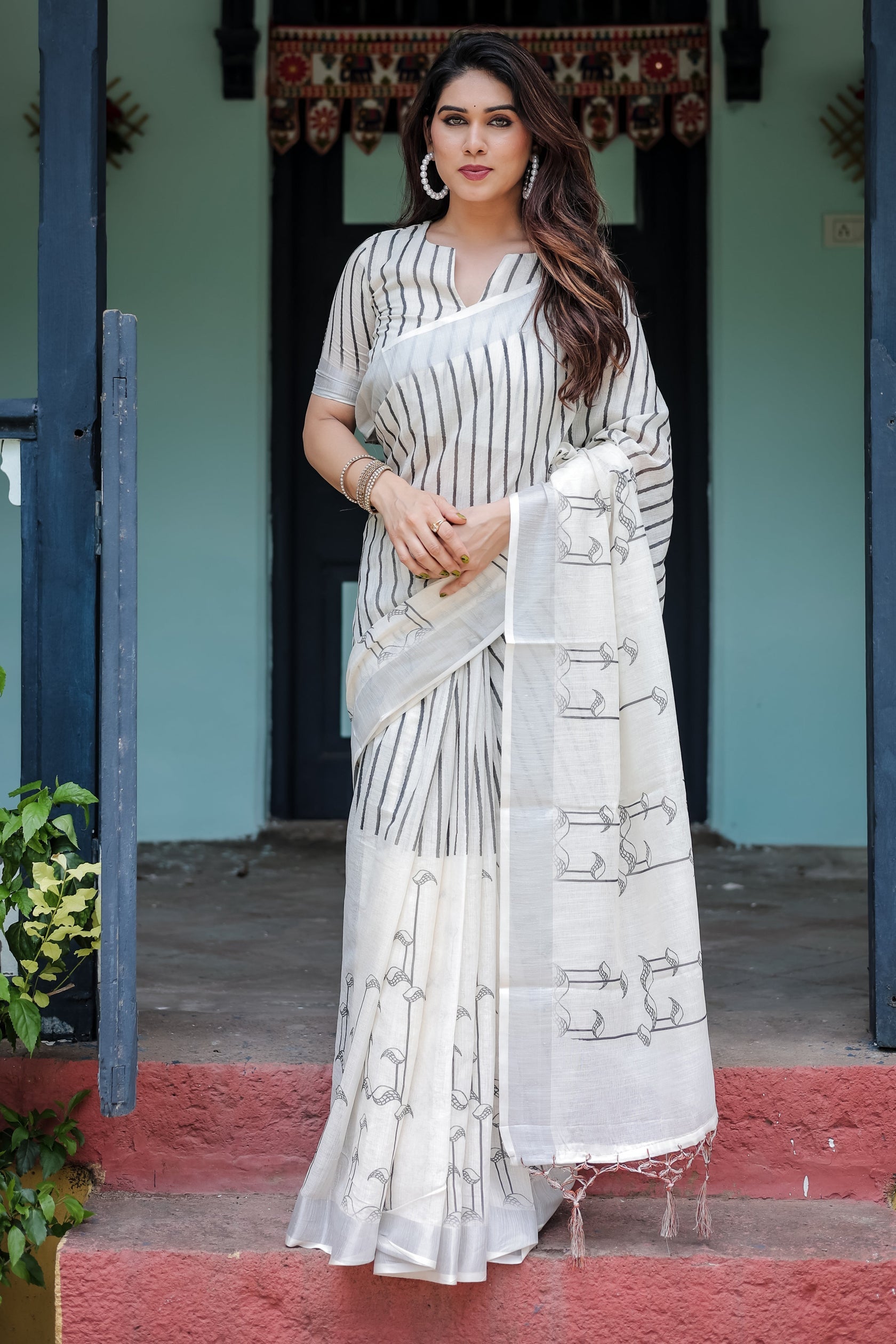 Classic Ivory Linen Cotton Saree with Grey Stripes & Minimal Print