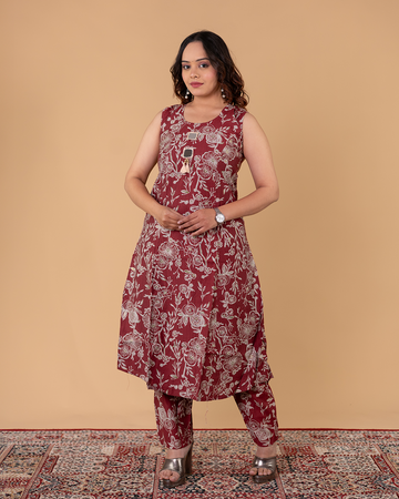 Maroon Floral Printed Sleeveless Kurta Set with Straight Pants