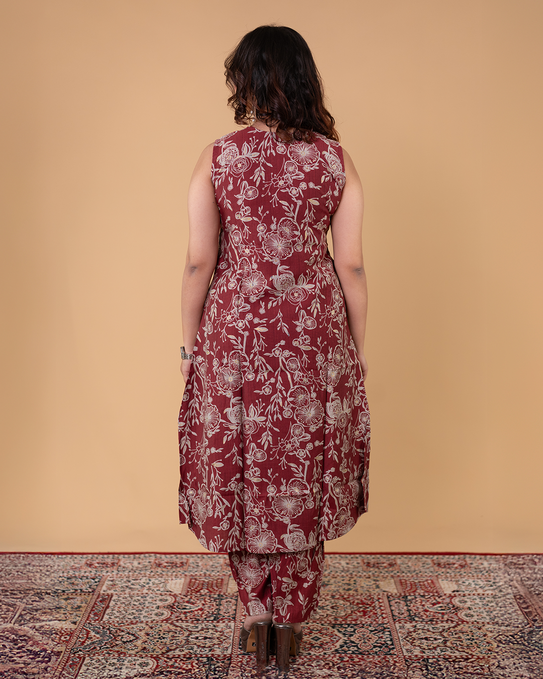 Maroon Floral Printed Sleeveless Kurta Set with Straight Pants