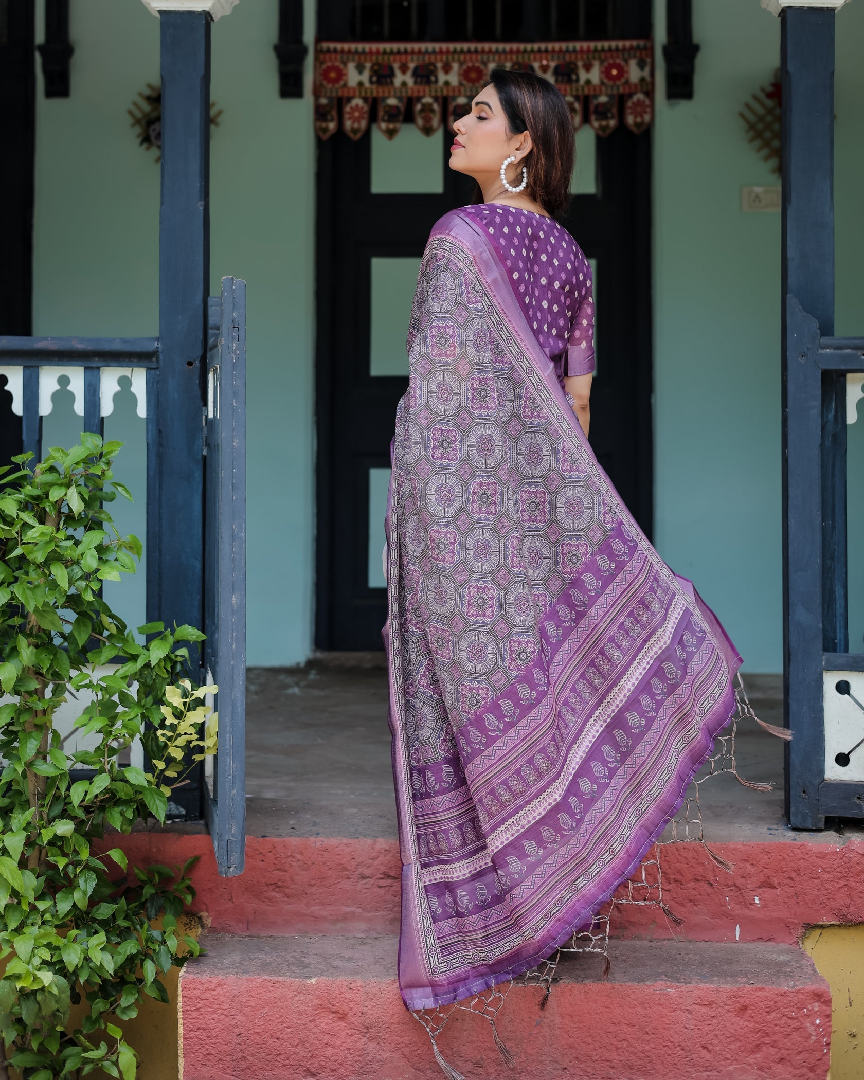 Royal Lavender Printed Linen Saree with Elegant Border