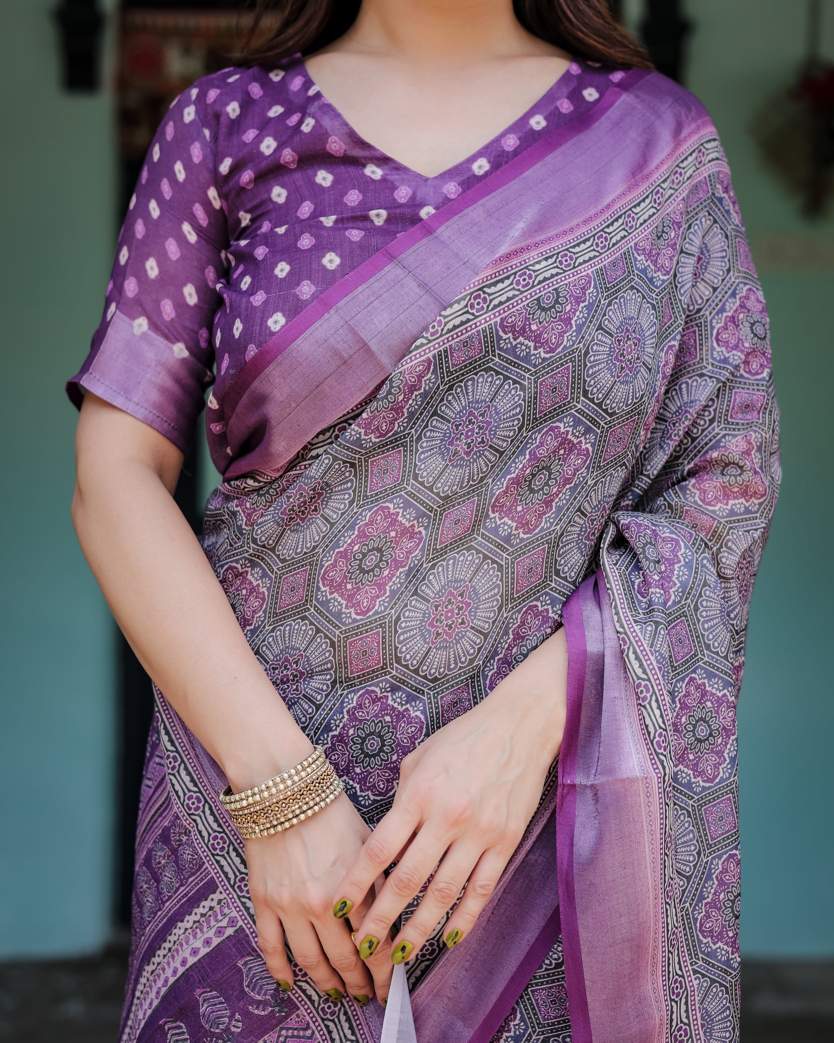 Royal Lavender Printed Linen Saree with Elegant Border