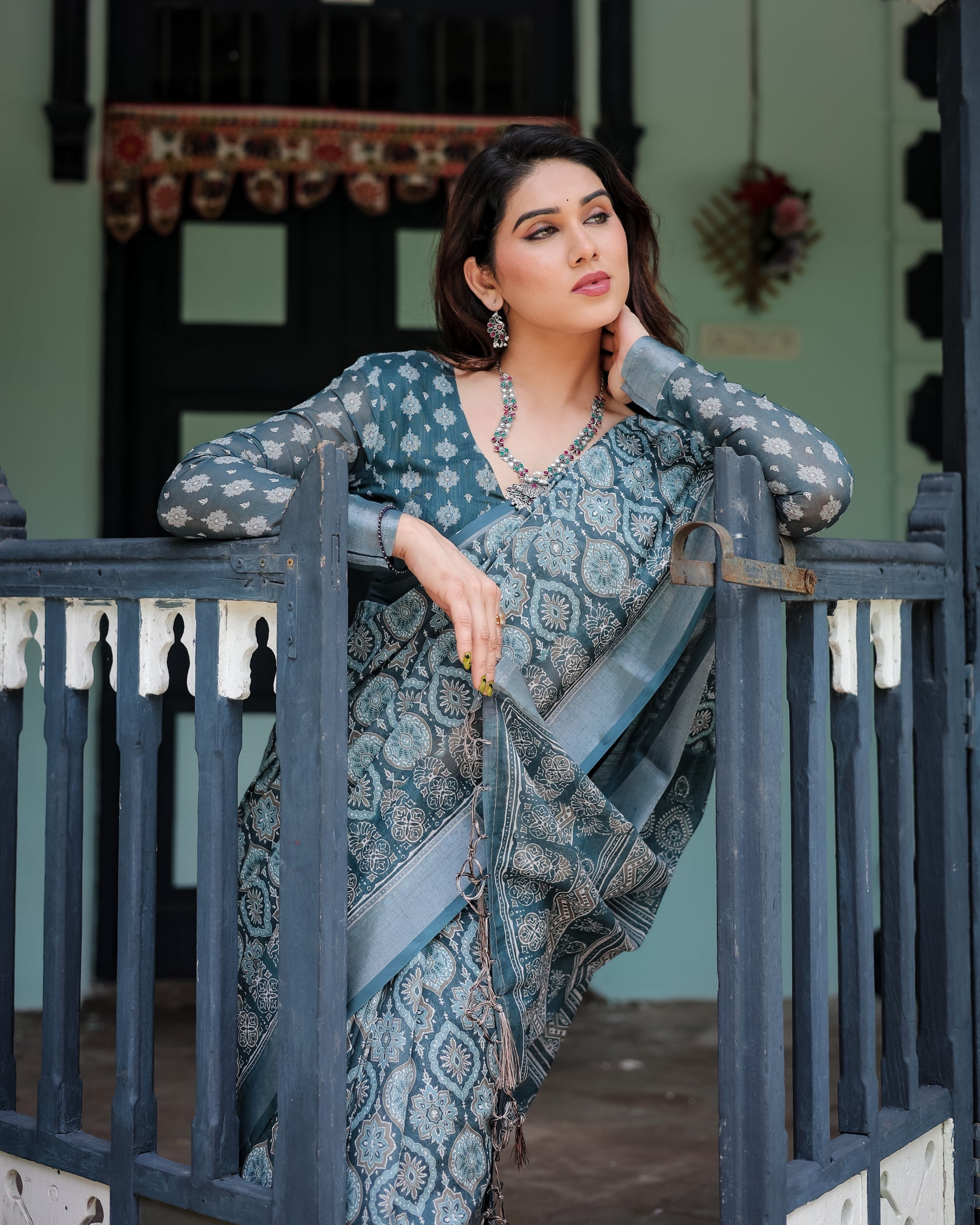 Sophisticated Grey Ethnic Motif Linen Cotton Saree