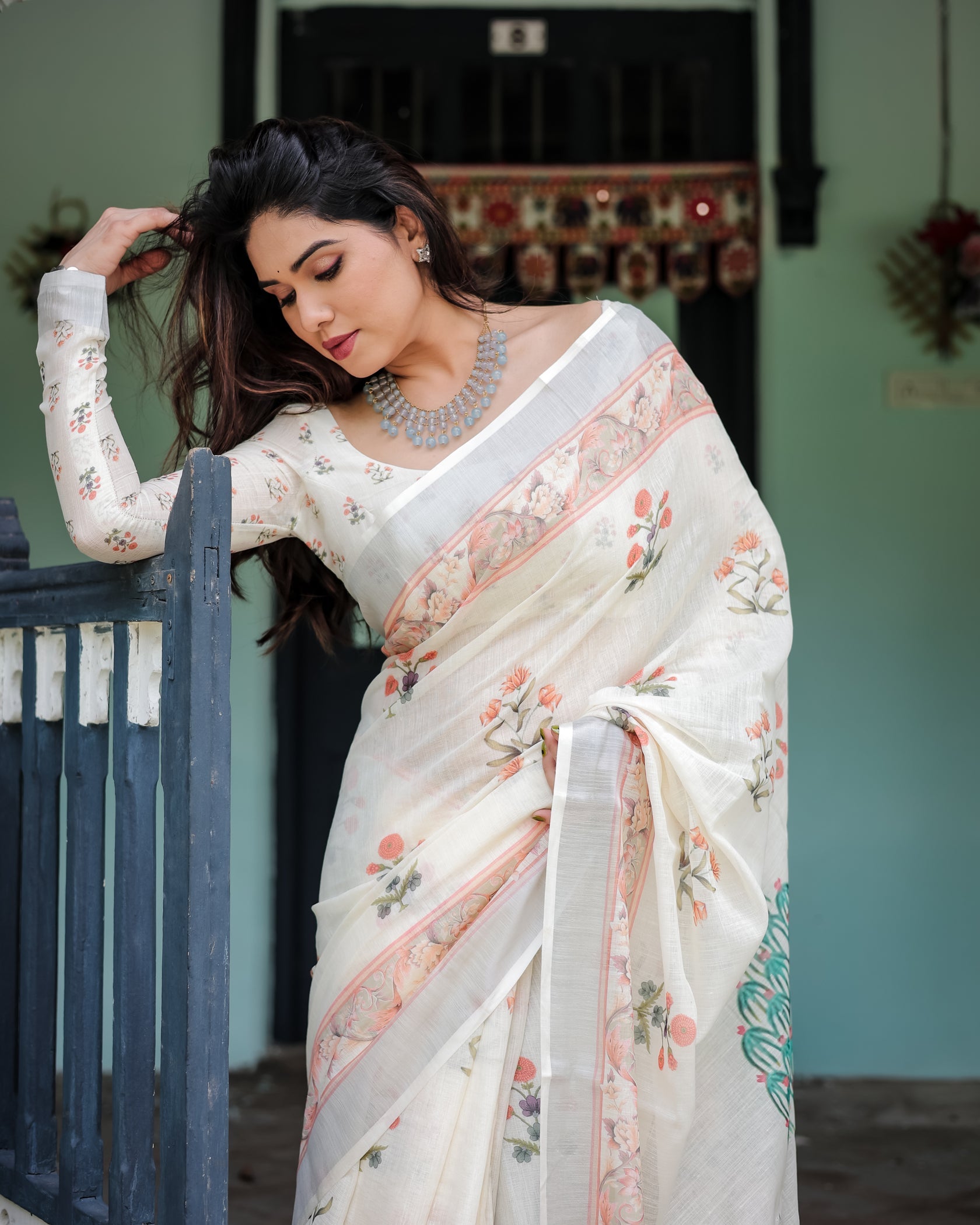 Vintage Garden Print Off-White Linen Cotton Saree