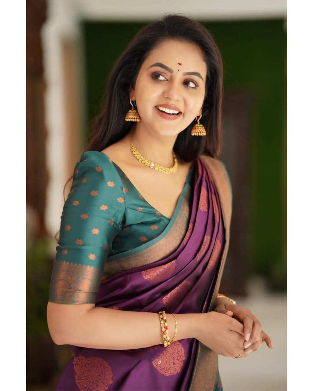 Wine Purple Soft Silk Blend Saree with Antique Gold Woven Buta and Contrast Border