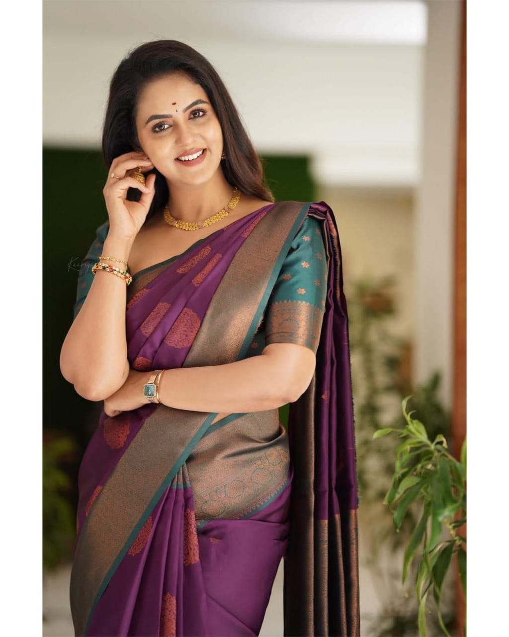 Wine Purple Soft Silk Blend Saree with Antique Gold Woven Buta and Contrast Border